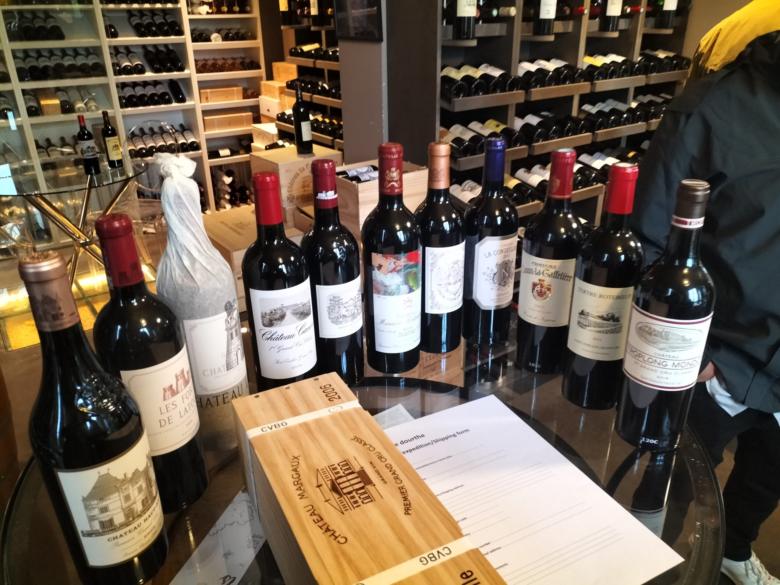 Wine tour Bordeaux - chateau tasting - Saint Emilion - Travel - Cognac - Sauternes - Saint-Julien Pauillac - Margaux - Private & group wine tour